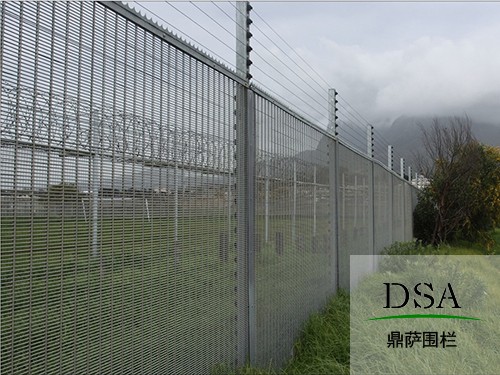 熱鍍鋅護(hù)欄
